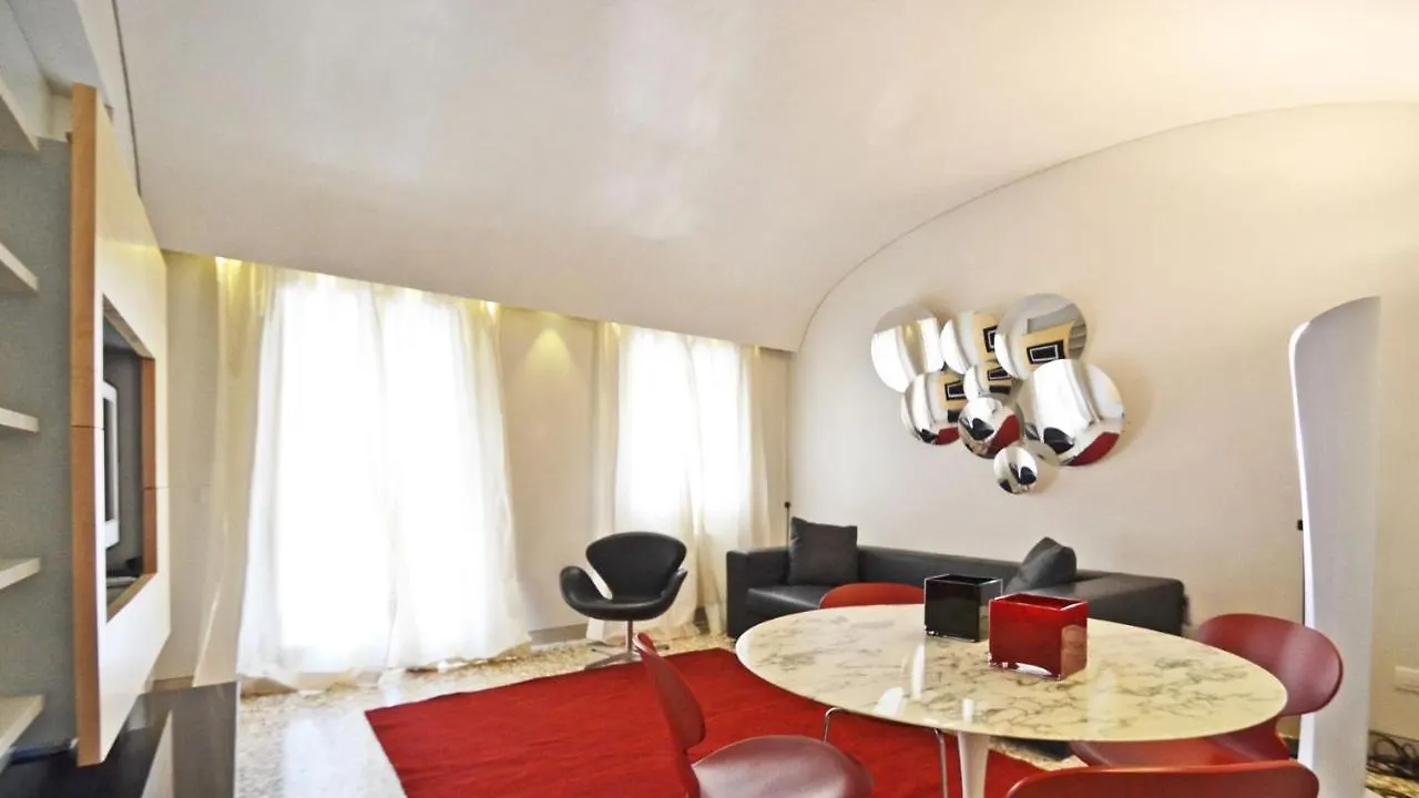 Ai Bareteri Luxury Canal View Venecia Apartamento