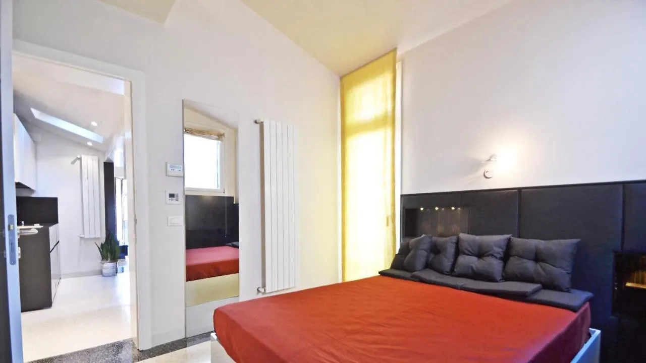 Ai Bareteri Luxury Canal View Venecia Italia