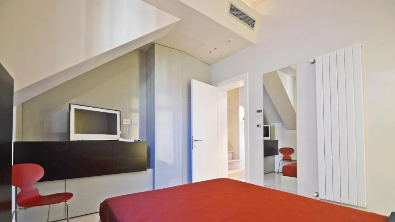 Ai Bareteri Luxury Canal View Venecia Apartamento